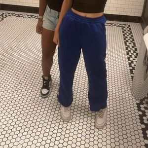 xs/small blue sweats